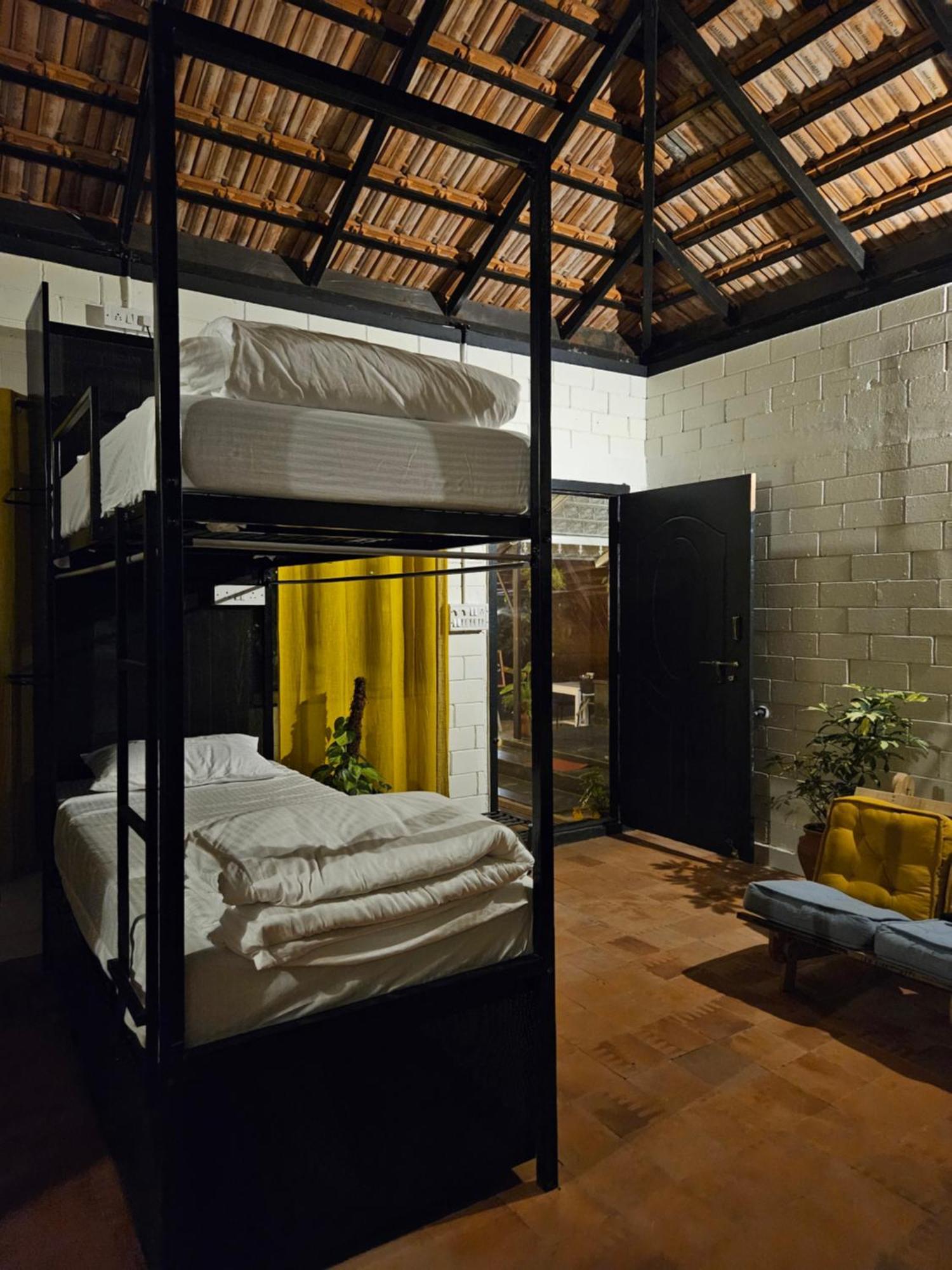 Benomadic Eco Hostel, Madikeri, Coorg Suntikoppa Экстерьер фото